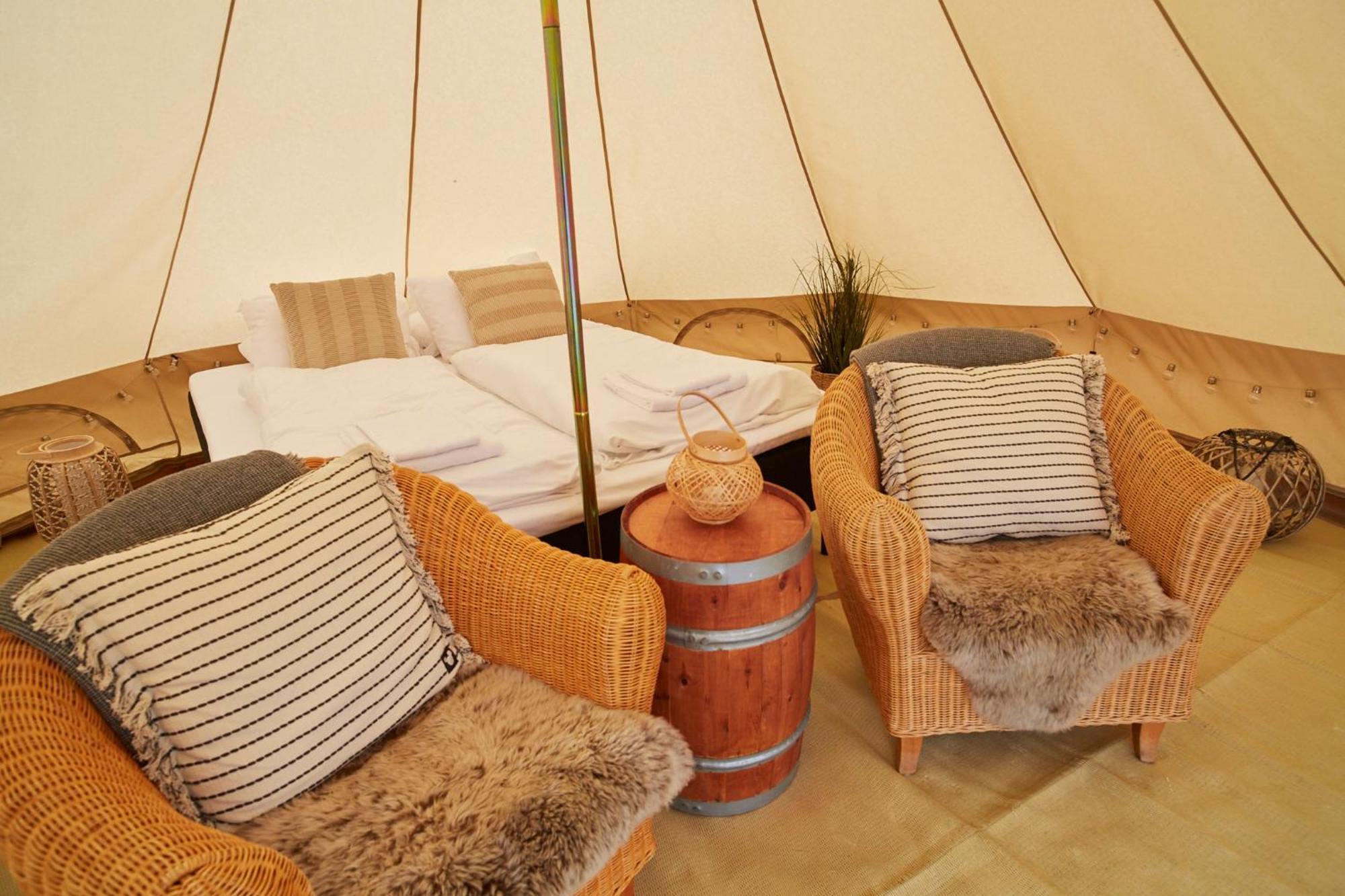 Sandtorgholmen Glamping ภายนอก รูปภาพ