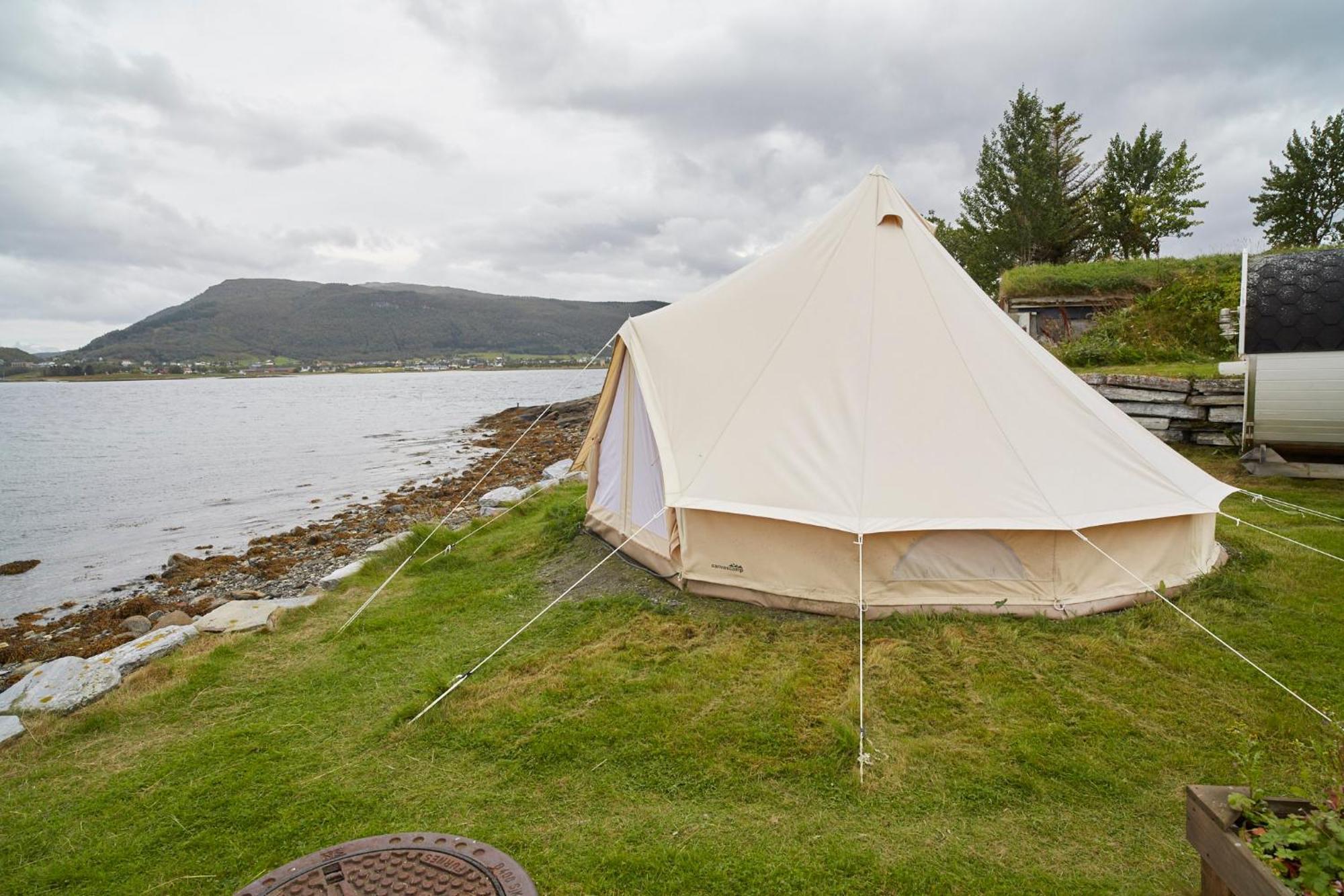 Sandtorgholmen Glamping ภายนอก รูปภาพ