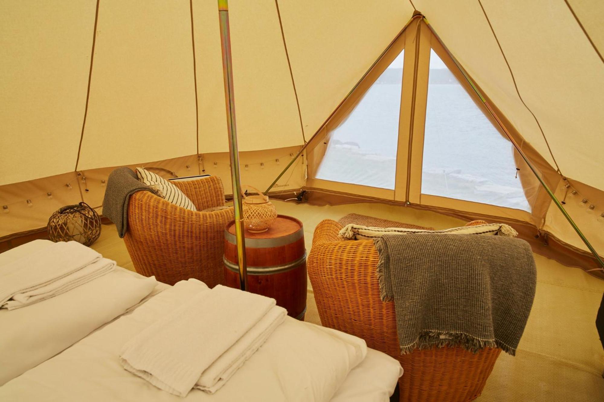 Sandtorgholmen Glamping ภายนอก รูปภาพ